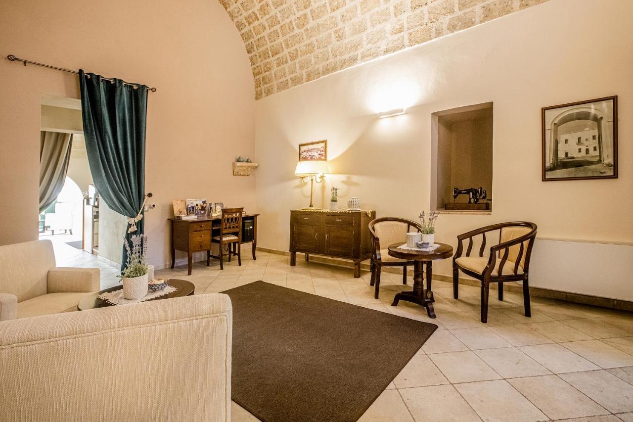 Laurito Resort & Spa Oria  Εξωτερικό φωτογραφία