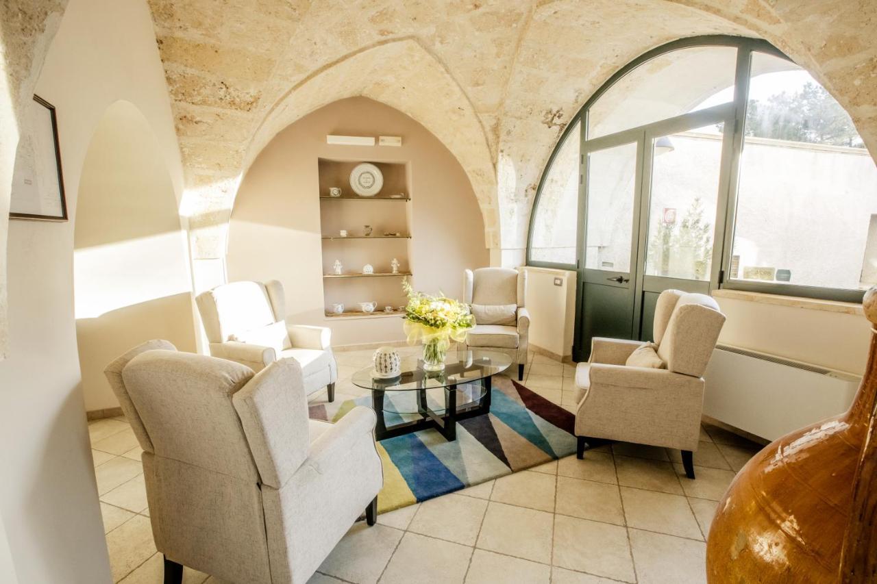 Laurito Resort & Spa Oria  Εξωτερικό φωτογραφία