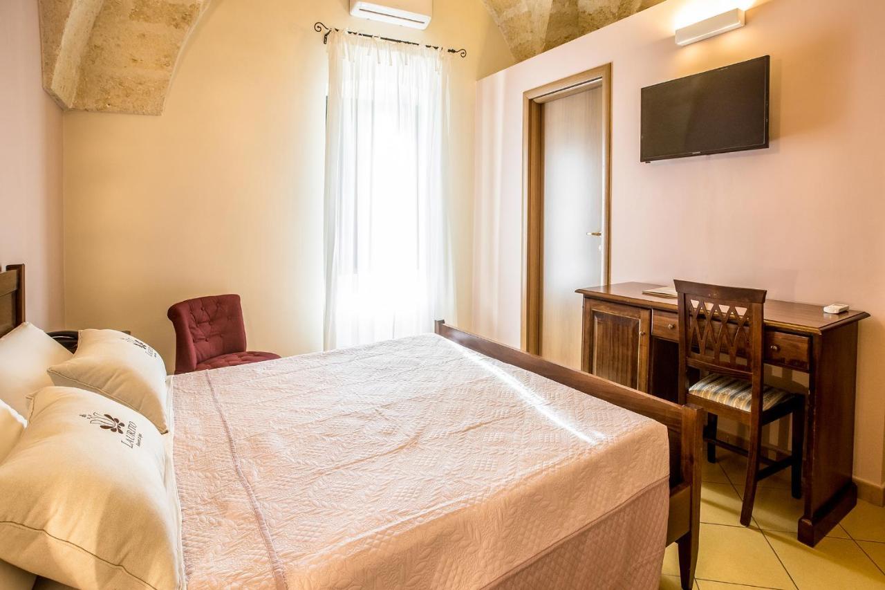Laurito Resort & Spa Oria  Εξωτερικό φωτογραφία