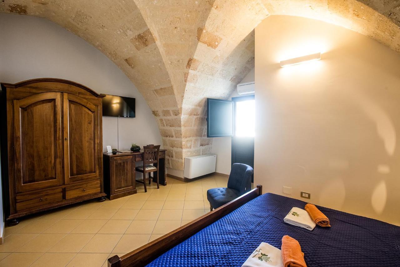 Laurito Resort & Spa Oria  Εξωτερικό φωτογραφία