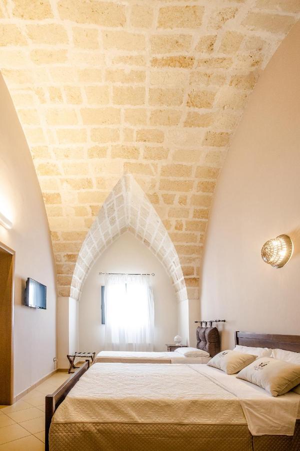 Laurito Resort & Spa Oria  Εξωτερικό φωτογραφία